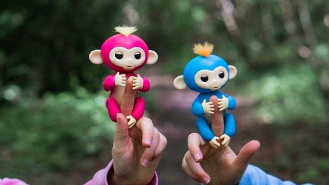 Светящаяся ручная или интерактивная обезьянка Baby Monkey от интернет-магазина Live