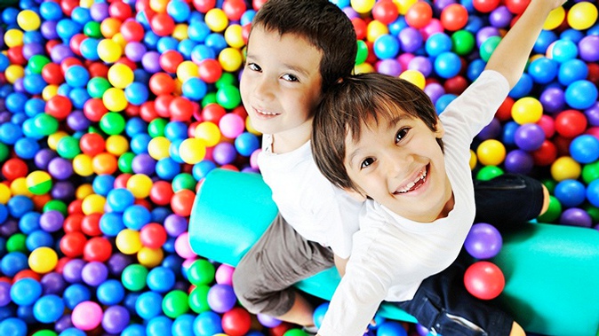 1 час посещения игровых и развлекательных зон для одного или двух детей в будний либо выходной день в детском игровом центре «Лимпопо»