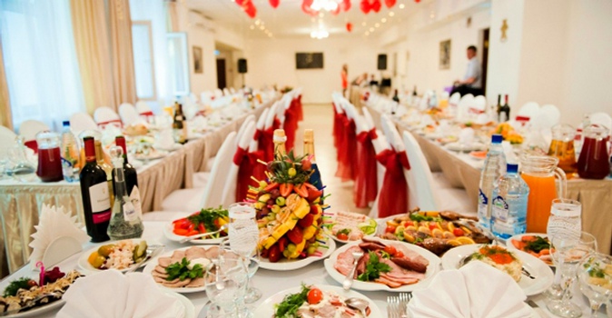 Проведение свадебного данкета для компании до 50 человек в Арт-отеле "Пушкино"
