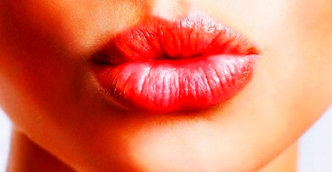 Увеличение губ, заполнение носогубной складки в Центре красоты "Crème de la Creme"