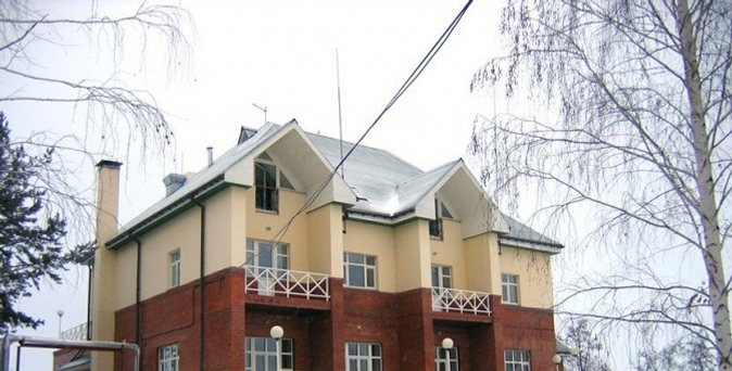 Оздоровление или отдых в санатории «Сунгуль» с 4-разовым питанием для одного или для двоих в Челябинской области.