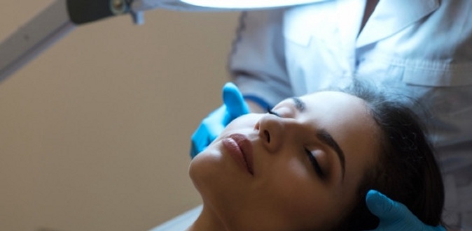 Чистка лица или плазмотерапия в клинике гинекологии и косметологии Gynecolife.