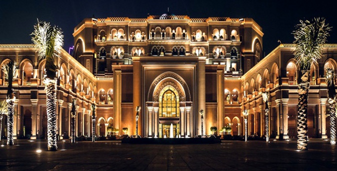 Экскурсионный 7-дневный тур в ОАЭ с проживанием в отелях 4* в Абу-Даби и Дубае с завтраками и экскурсиями.