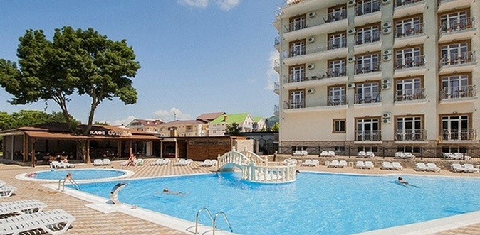 Отдых на побережье Черного моря в семейном номере с посещением спа-зоны в бутик-отеле «Ахиллеон парк».