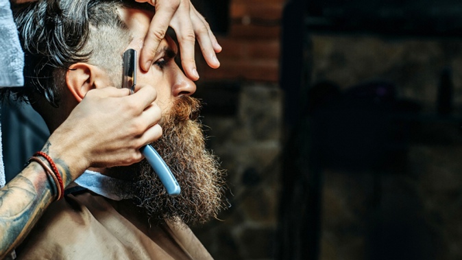 Мужская или детская стрижка, уход за бородой или моделирование в барбершопе Redbeard.