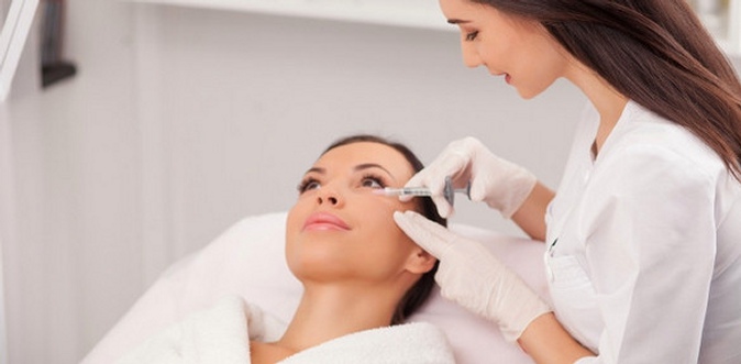 Инъекционная мезотерапия лица, тела или головы или биоревитализация лица в косметологическом центре «Мир массажа».