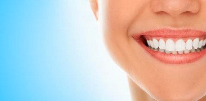 Ультразвуковая чистка, лечение кариеса, реставрация и удаление зубов в стоматологии «Эксперт».