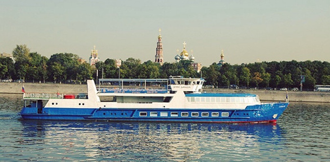 Прогулка на теплоходе «Денис Давыдов» по Москве-реке для взрослых и детей от компании «РПК».