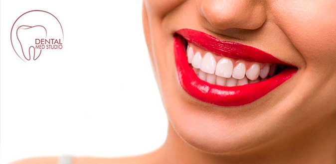 Ультразвуковая чистка зубов + отбеливание зубов по технологии Zoom 3 в сети стоматологических клиник Dental Med Studio.