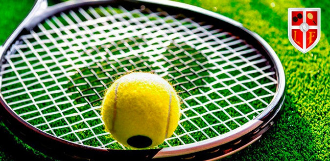 Аренда крытого теннисного корта и ракеток с мячами на 1, 3 или 6 часов в академии тенниса «Легион».