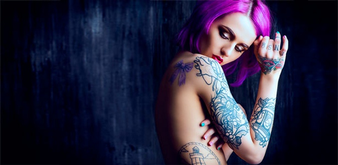 Перманентный макияж, художественные татуировки, татуировки-надписи, а также сеансы татуировки в студии тату Black Note.