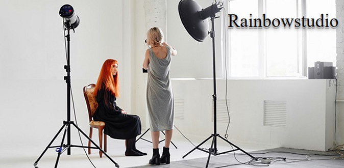 Тематическая фотосессия для одного, двоих или компании до 4 человек в студии Rainbowstudio: два образа, макияж, аксессуары, гардероб студии и не только!