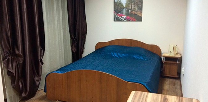 Отдых для двоих в мини-отеле «Вариант»: уютные номера, посещение сауны, бесплатный Wi-Fi и парковка!