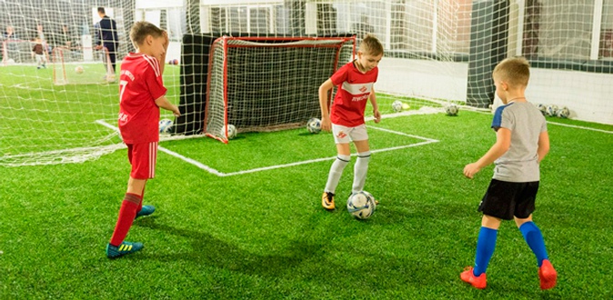 Скидка 50% на занятия футболом для детей 3–15 лет, а также скидка 50% на покупку футбольной формы в детской школе «Техника футбола»