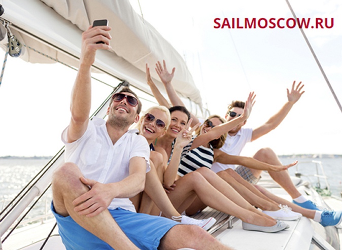 Обучение управлению и трехчасовая прогулка на парусной яхте для 1, 2 или 4 человек от парусного клуба «SailMoscow»